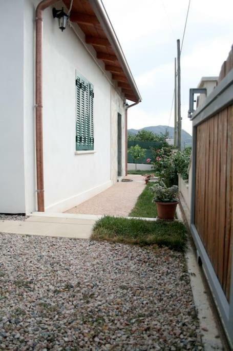 8 Via V. Monti Villa Loiri Porto San Paolo Exterior photo